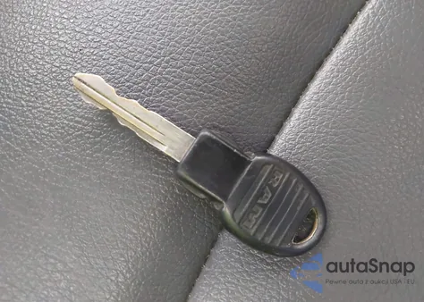 2018 Ram 1500 Tradesman 4X4 6'4 Box from USA, damaged, VIN 1C6RR7STXJS190772